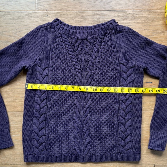 Banana Republic Cable Knit Chunky Fisherman Sweater Purple Slim Fit Womens XS - Picture 7 of 7